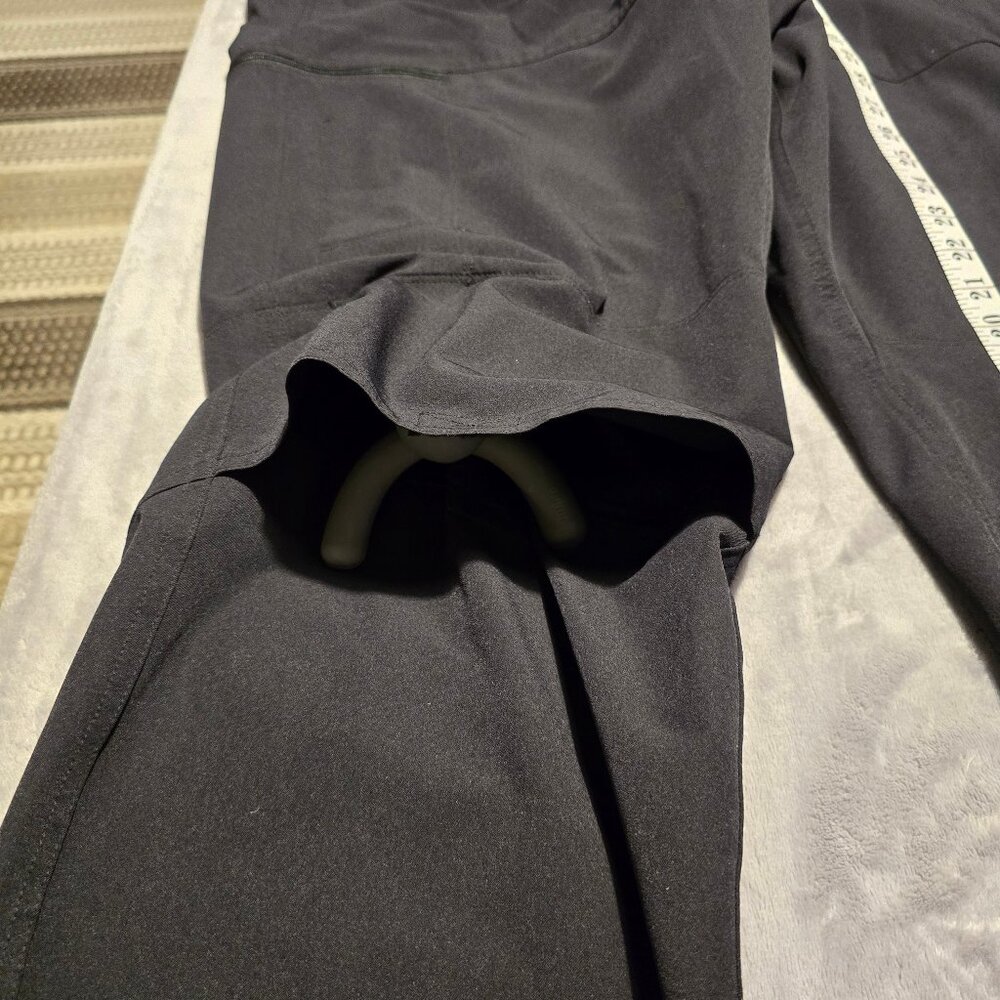 AVIA athletic wear pants large 30 inch inseam - Picture 3 of 9